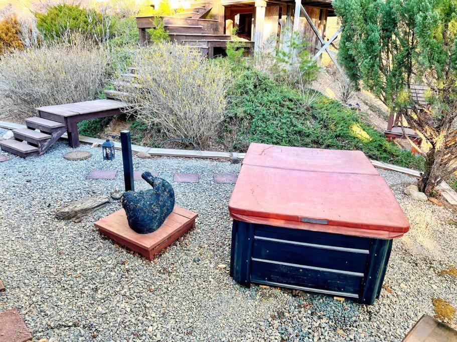 코스비 Tiny House, Wifi,Hot Tub,Secluded 빌라 외부 사진