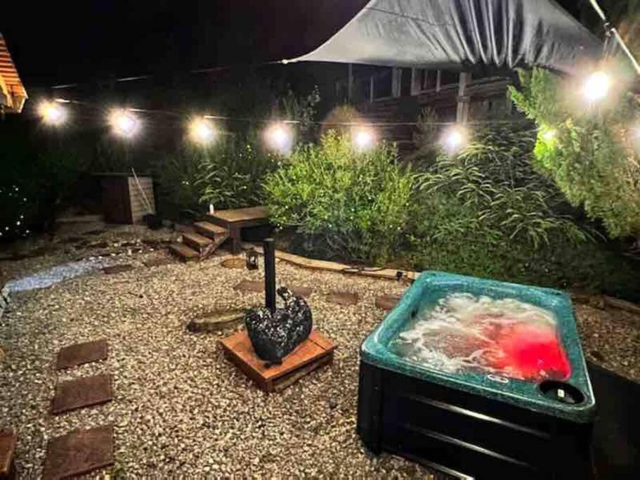 코스비 Tiny House, Wifi,Hot Tub,Secluded 빌라 외부 사진
