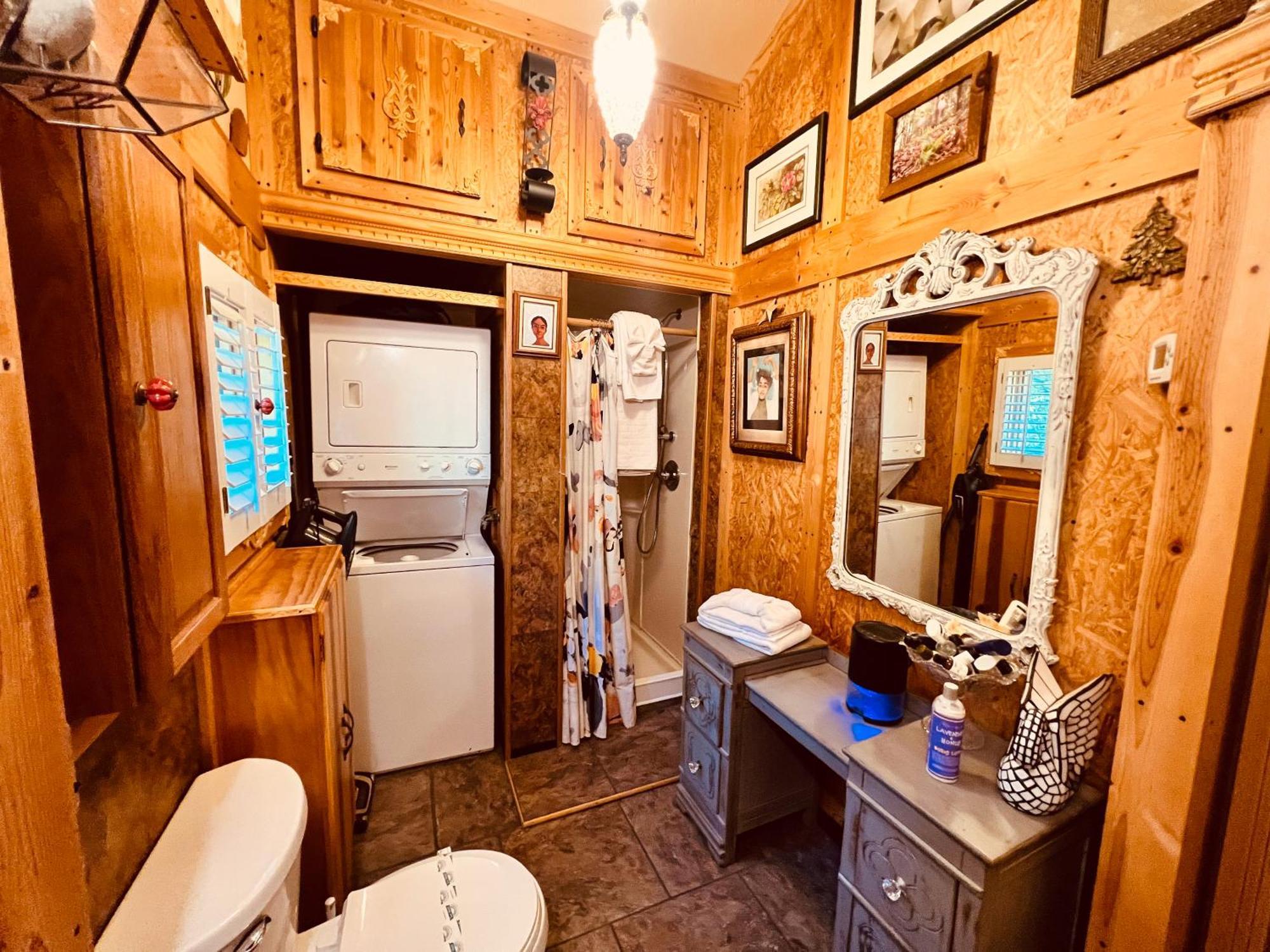 코스비 Tiny House, Wifi,Hot Tub,Secluded 빌라 외부 사진